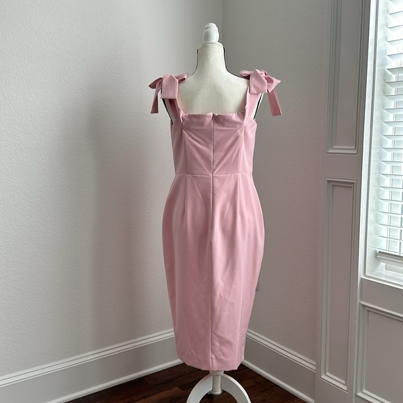 🎀 LAVISH ALICE | Off the Shoulder Dress | Size 10 - Picture 3 of 15